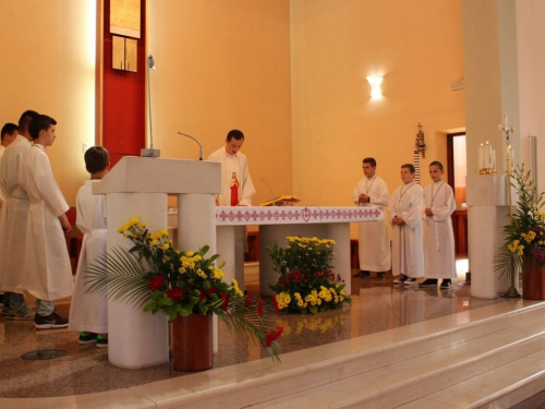 FOTO: U Prozoru održan dječji festival ''Djeca pjevaju Isusu''