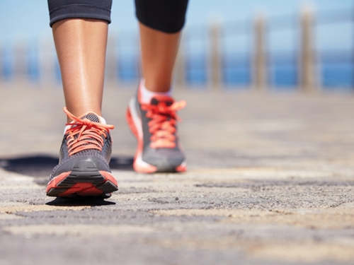 5 savjeta za topljenje do 50 posto više kalorija hodanjem