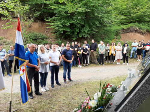 FOTO: Na Pomenu obilježena 27. obljetnica stradanja hrvatskih branitelja