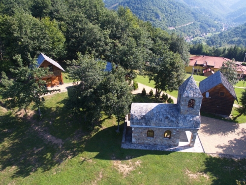 PROMO: Etno selo Remić - Menjik