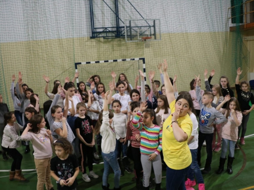 FOTO/VIDEO: Dječji zbor župe Prozor dva dana u Lašvanskoj dolini