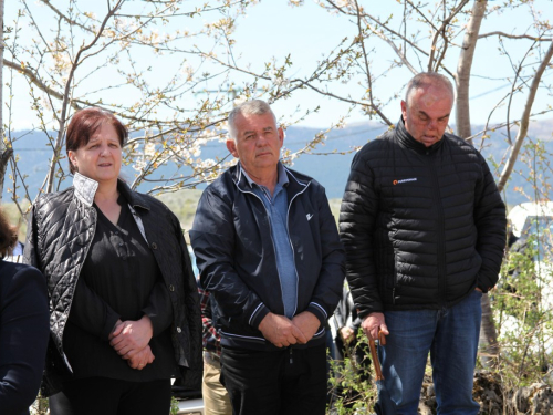 FOTO: Druženje Rumbočana i sv. misa na Zahumu