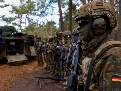 NATO traži od Njemačke još 40.000 vojnika za obranu