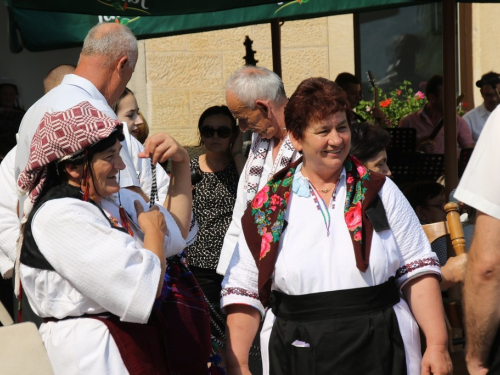 FOTO: Proslava Velike Gospe i Mlade mise fra Ivana Tučića u župi Rama-Šćit