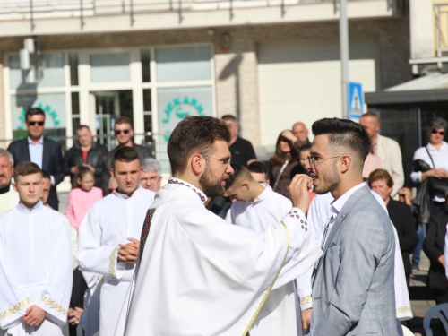 FOTO: Mlada misa vlč. Josipa Dedića u župi Prozor