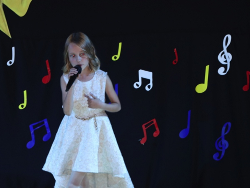 FOTO: Sara Juričević pobjednica dječjeg festivala ''Mala Rama 2023.''