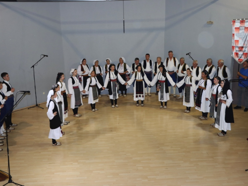 FOTO: 3. večer folklora u Prozoru - ''Običaje svoje zaboravit neću''