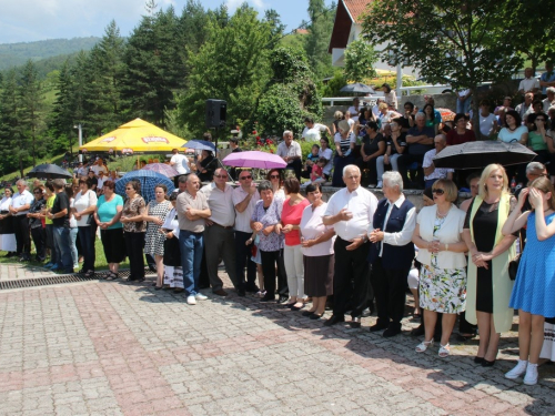 FOTO: Na Uzdolu svečano proslavljen sv. Ivo i 160. obljetnica župe