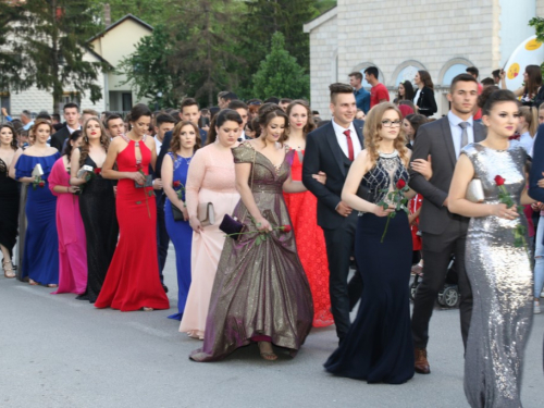 FOTO: Matura 2018. - Defile mladosti na ulicama Prozora