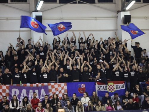 FOTO: Pogledajte atmosferu na tribinama na košarkaškom finalu između Rame i Čapljine