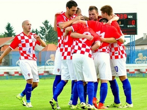 Hrvatska došla do nova tri boda