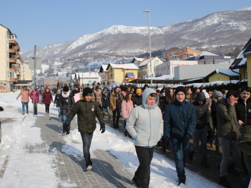 FOTO: ''Šetnja s porukom'' kroz Prozor