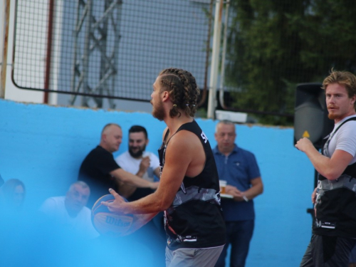 FOTO: Druga večer turnira 19. Streetball Rama