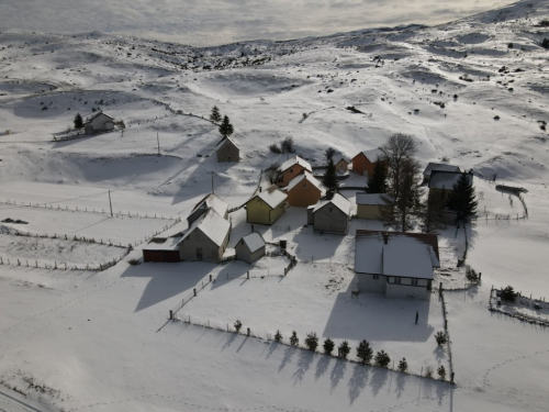 VIDEO/FOTO: Zvirnjača zaodjevena bjelinom