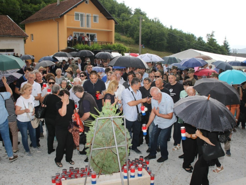 UZDOL: Otkriven spomenik poginulim braniteljima i obilježen Dan 3. bojne brigade Rama