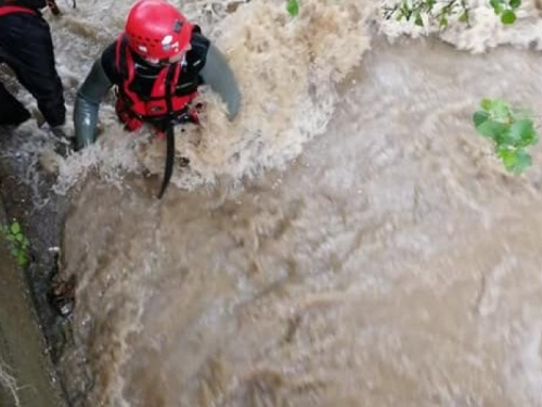 Potraga za šestogodišnjim dječakom nastavlja se danas duž rijeke Bosne