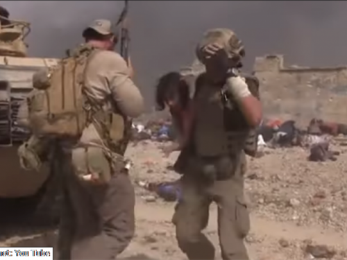 Snimka herojskog spašavanja djevojčice u Mosulu