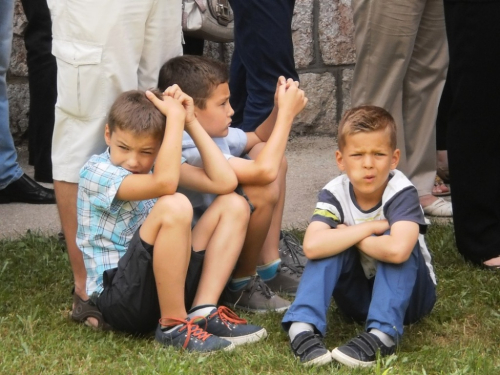 FOTO: Vanjska proslava sv. Ante u župi Gračac