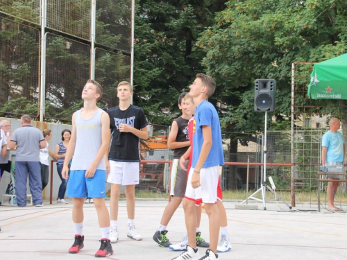 FOTO: U Prozoru održan Streetball turnir za djecu