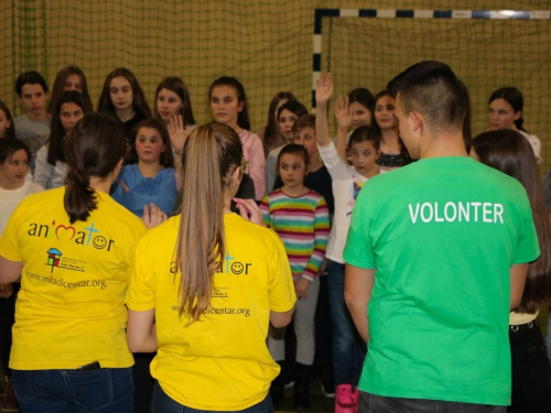 FOTO/VIDEO: Dječji zbor župe Prozor dva dana u Lašvanskoj dolini