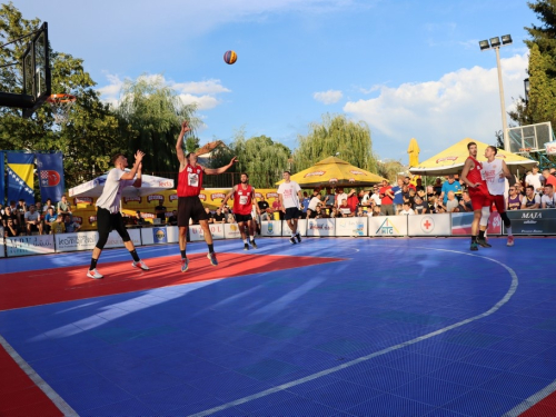 FOTO: Druga večer Streetball turnira u Prozoru