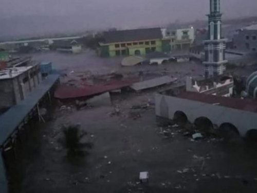 Tsunami ubio 48 ljudi u Indoneziji, 350 ozlijeđenih
