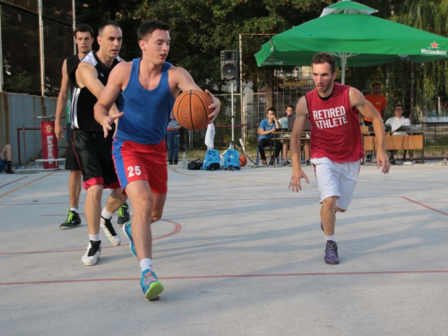 FOTO: Druga večer Streetball turnira u Prozoru