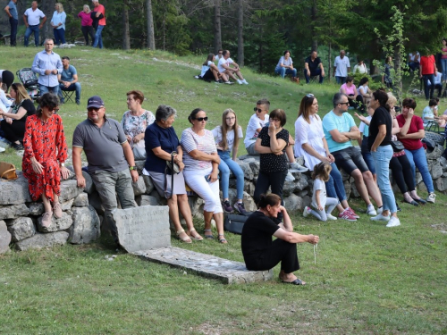 FOTO: Misa Uočnica na Kedžari