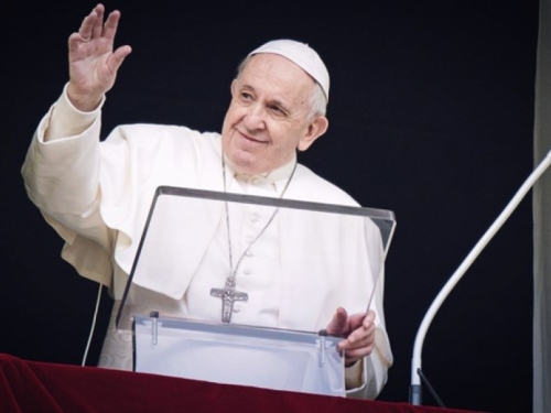 Papa pozvao svjetske čelnike da novac za oružje daju za borbu protiv covida-19