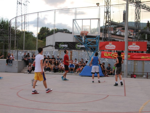 FOTO: U Prozoru održan Streetball turnir za djecu