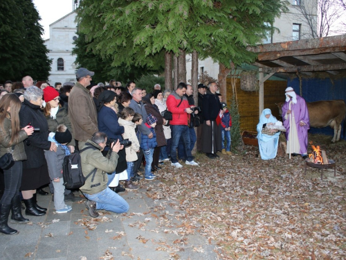 FOTO: Žive jaslice u župi Rama Šćit