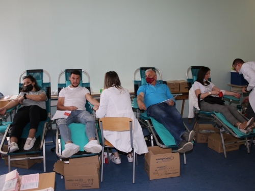 FOTO: U Prozoru održana akcija darivanja krvi