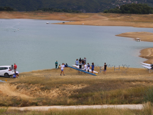 FOTO: Na Ramskom jezeru održana 10. veslačka regata