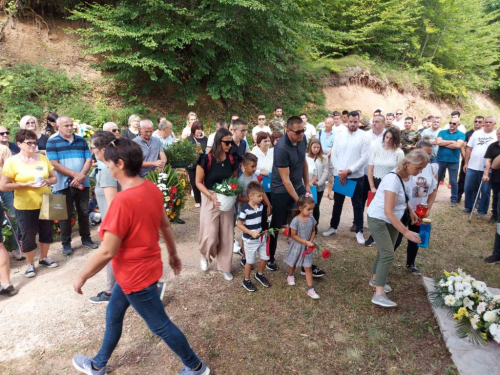 FOTO: Na Pomenu obilježena 28. obljetnica stradanja hrvatskih branitelja