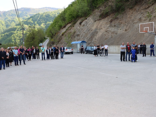 FOTO: Na Ustirami svečano otkriven spomenik poginulim i nestalim braniteljima