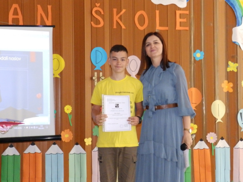 FOTO: Dan OŠ 'Ivan Mažuranić' Gračac