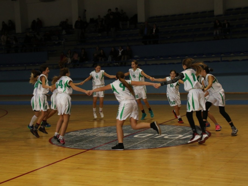 FOTO: Mlade Dubrovčanke osvojile turnir u Rami