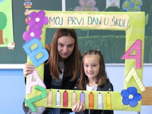 FOTO: U OŠ fra Jeronima Vladića Ripci upisano 16 učenika