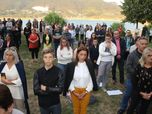 FOTO: Na Šćitu započela trodnevnica, Mladu misu slavio p. Marko Petričević