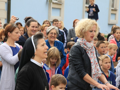 FOTO: Dani kruha i zahvalnosti za plodove zemlje u OŠ Marka Marulića Prozor
