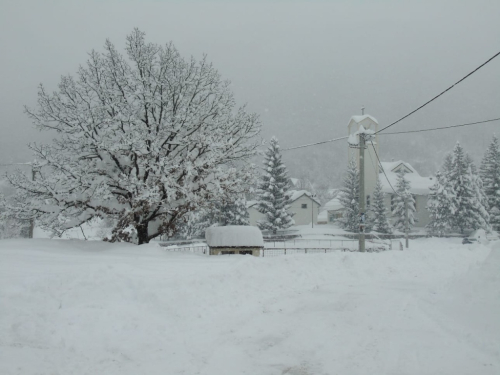 FOTO: Visina snijega na Orašcu 76 cm