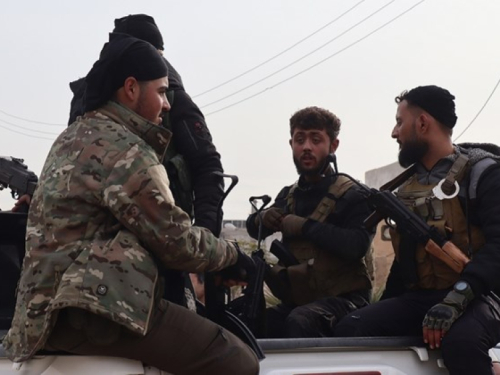 Kurdi: Prisiljeni smo obustaviti operacije protiv ISIL-a