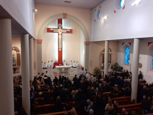 FOTO: Veliki petak u župi Prozor