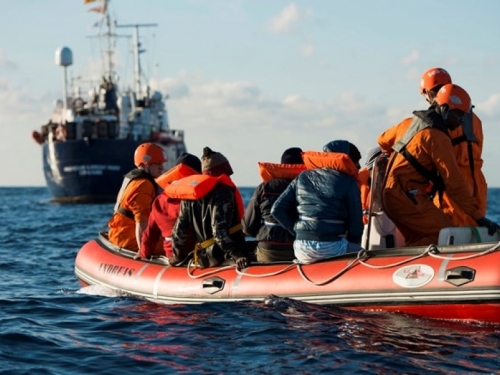 Gotovo 90 migranata spašeno kod Kanarskih otoka
