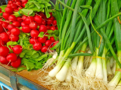 Rotkvice i mladi luk pomažu probavi, srcu i imaju minimalno kalorija