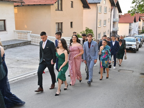 Uskoplje ispratilo 63 maturanta, među njima i 16 iz Prozora-Rame