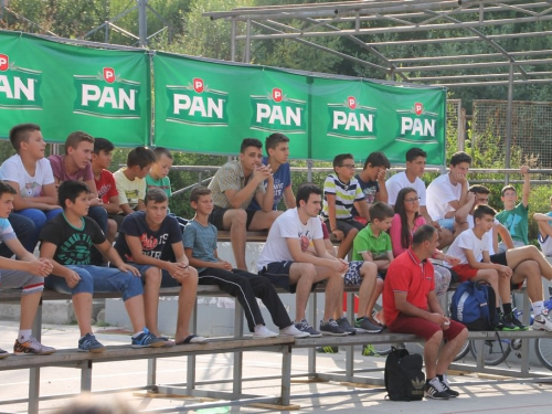 FOTO: U Prozoru održan Streetball turnir za djecu