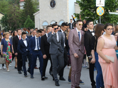 FOTO: Matura 2018. - Defile mladosti na ulicama Prozora