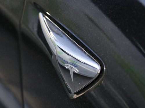 Musk u problemima: Tesla se sve teže vozi europskim cestama