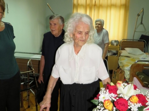 FOTO: Luce, sretan ti 100. rođendan!